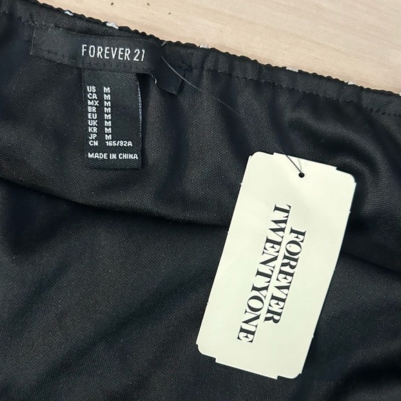 NWT Forever21 Polka Dot/Floral Dress Medium - Picture 9 of 11